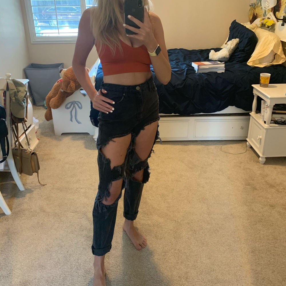 Black Distressed Jeans
